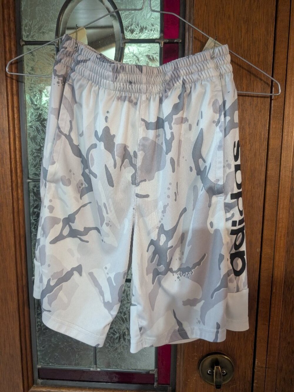Boys camo athletic shorts, size 10/12